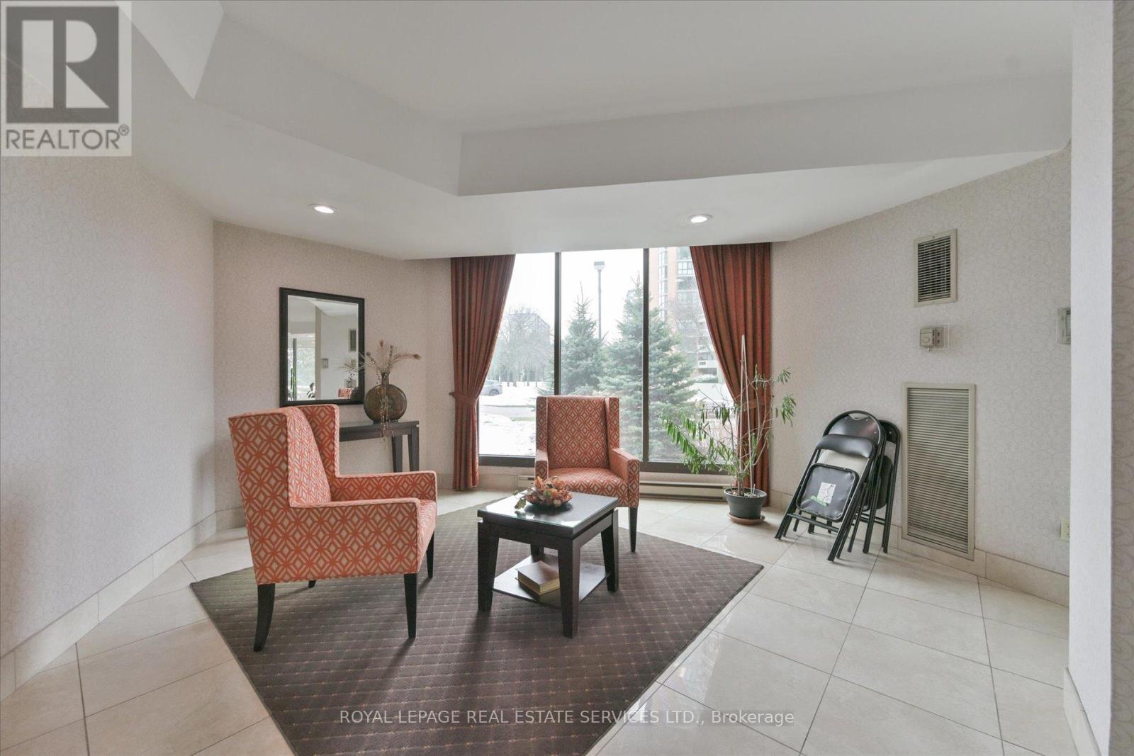 Ph03 - 2010 Islington Avenue, Toronto, Ontario  M9P 3S8 - Photo 5 - W12823322