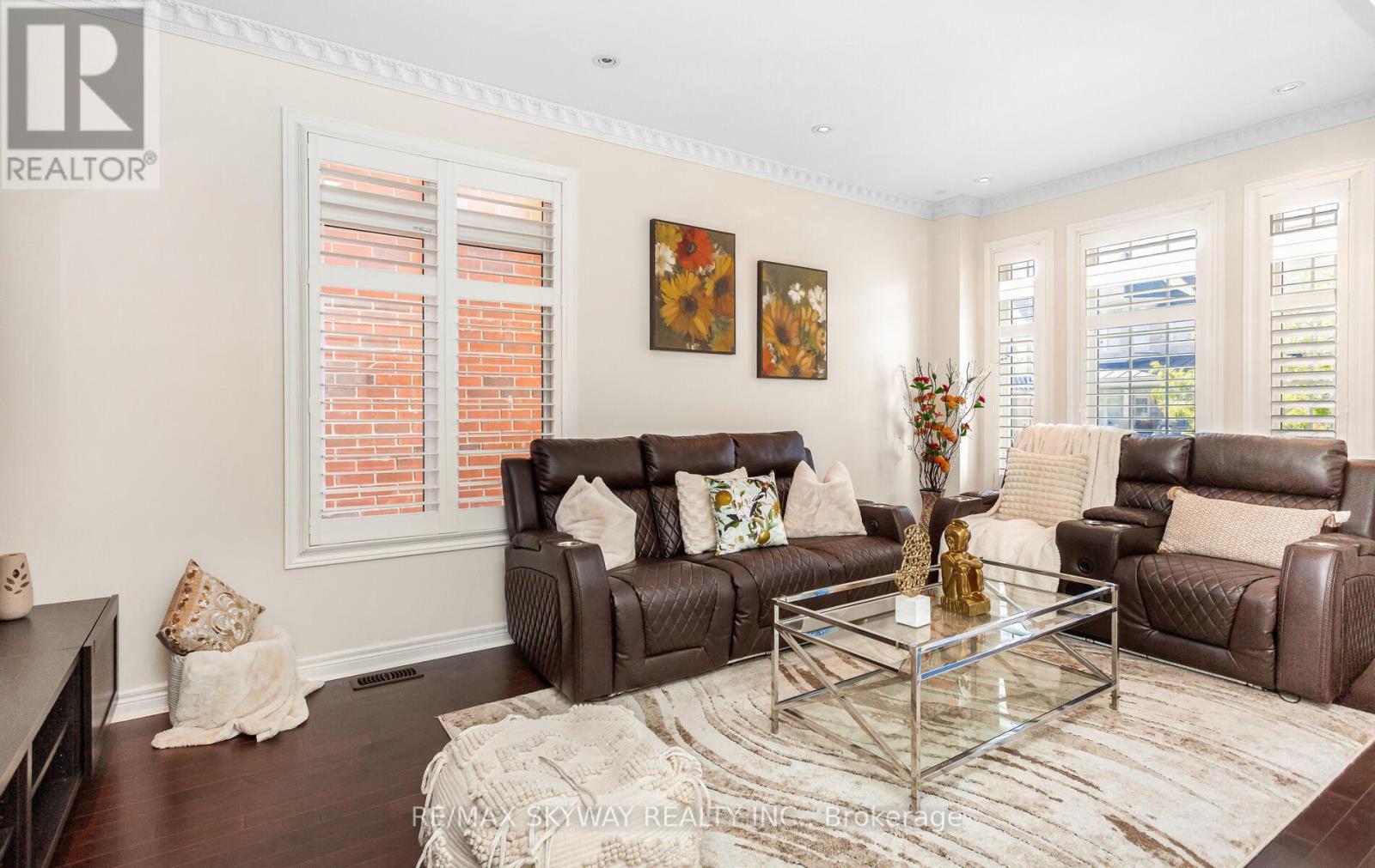 87 Villadowns Trail, Brampton, Ontario  L6R 3Y8 - Photo 10 - W12823324