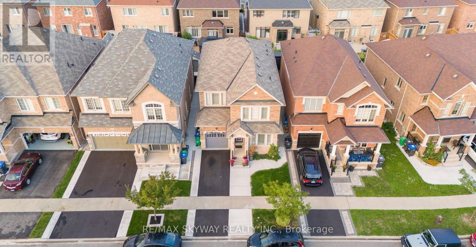 87 Villadowns Trail, Brampton, Ontario  L6R 3Y8 - Photo 2 - W12823324