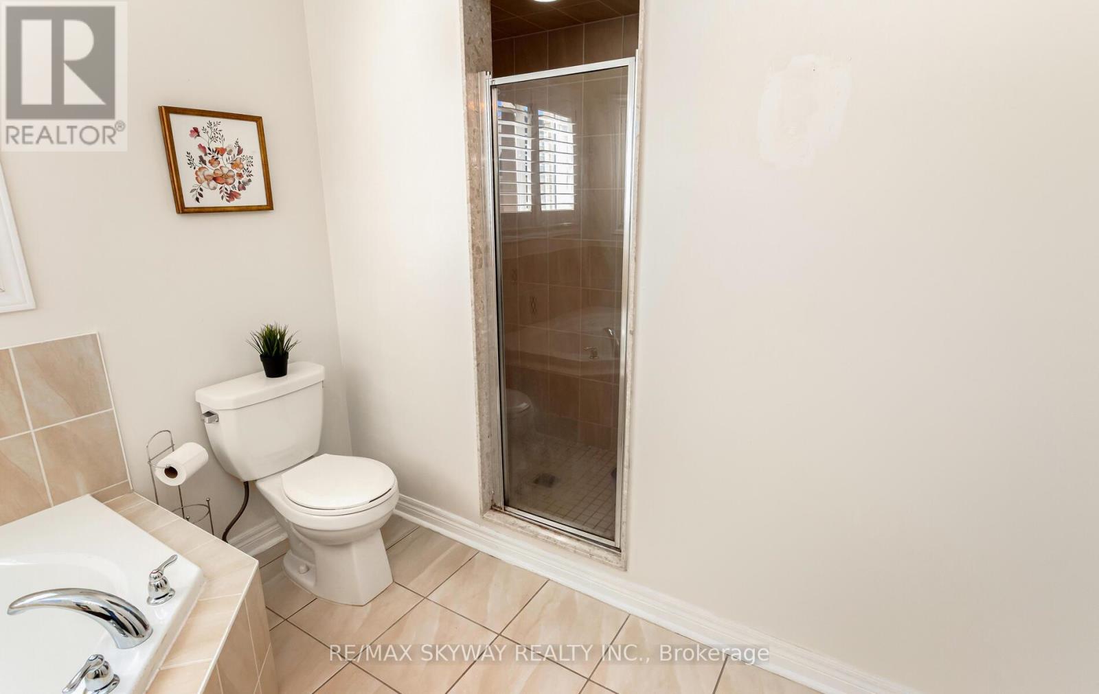 87 Villadowns Trail, Brampton, Ontario  L6R 3Y8 - Photo 36 - W12823324