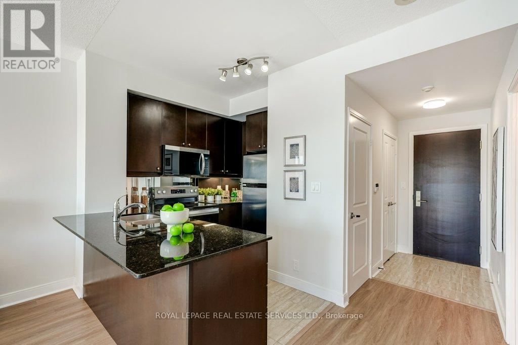 1802 - 60 Absolute Avenue, Mississauga, Ontario  L4Z 0A9 - Photo 13 - W12823352