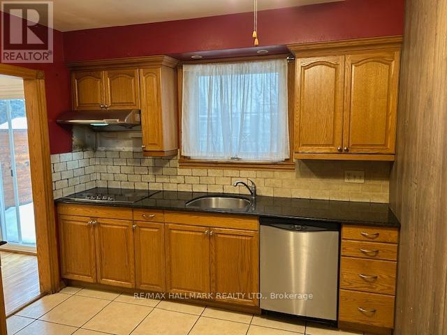 22 Kimbark Drive, Brampton, Ontario  L6X 2A1 - Photo 5 - W12823360