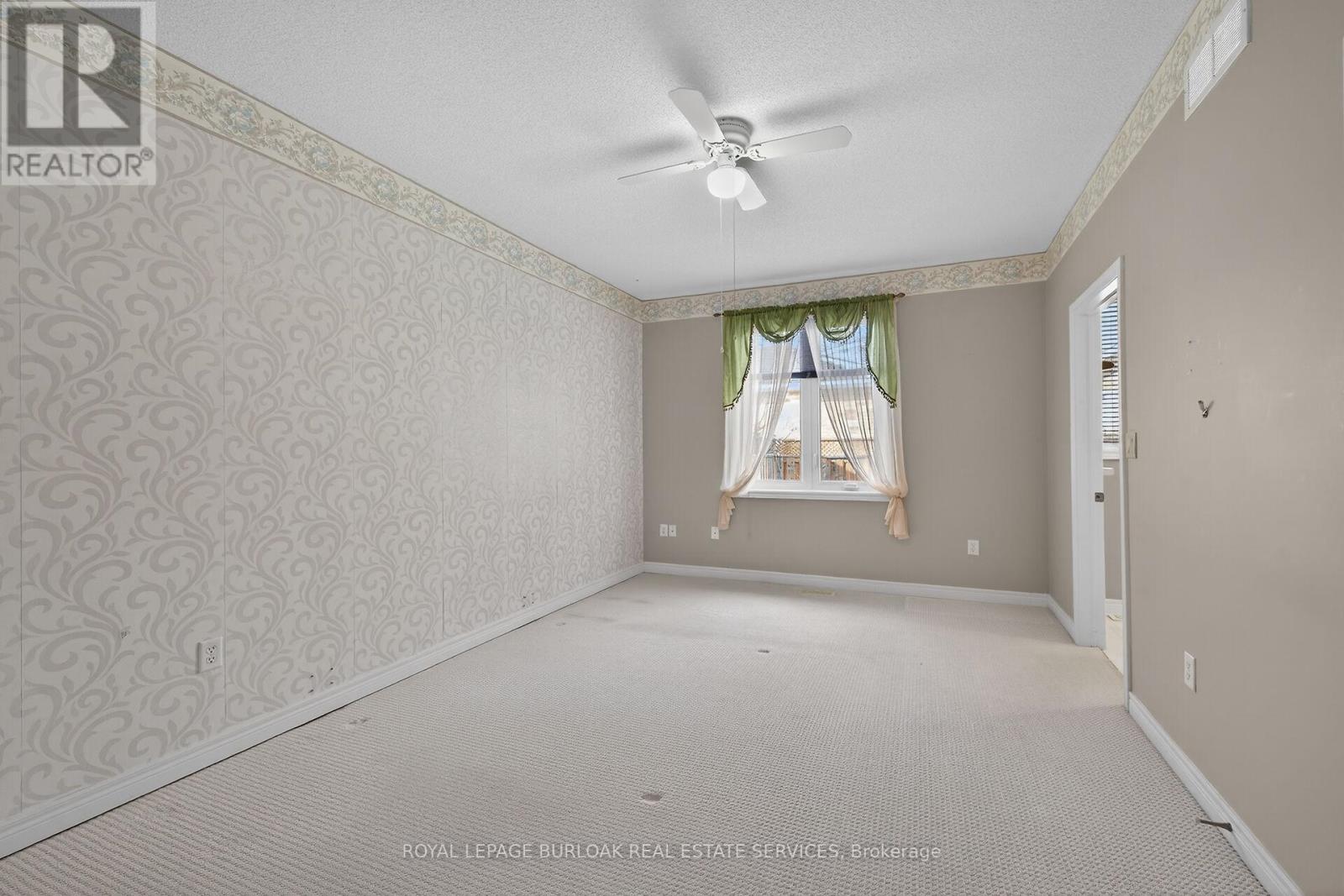 20 Twentyplace Boulevard, Hamilton, Ontario  L0R 1W0 - Photo 12 - X12823260