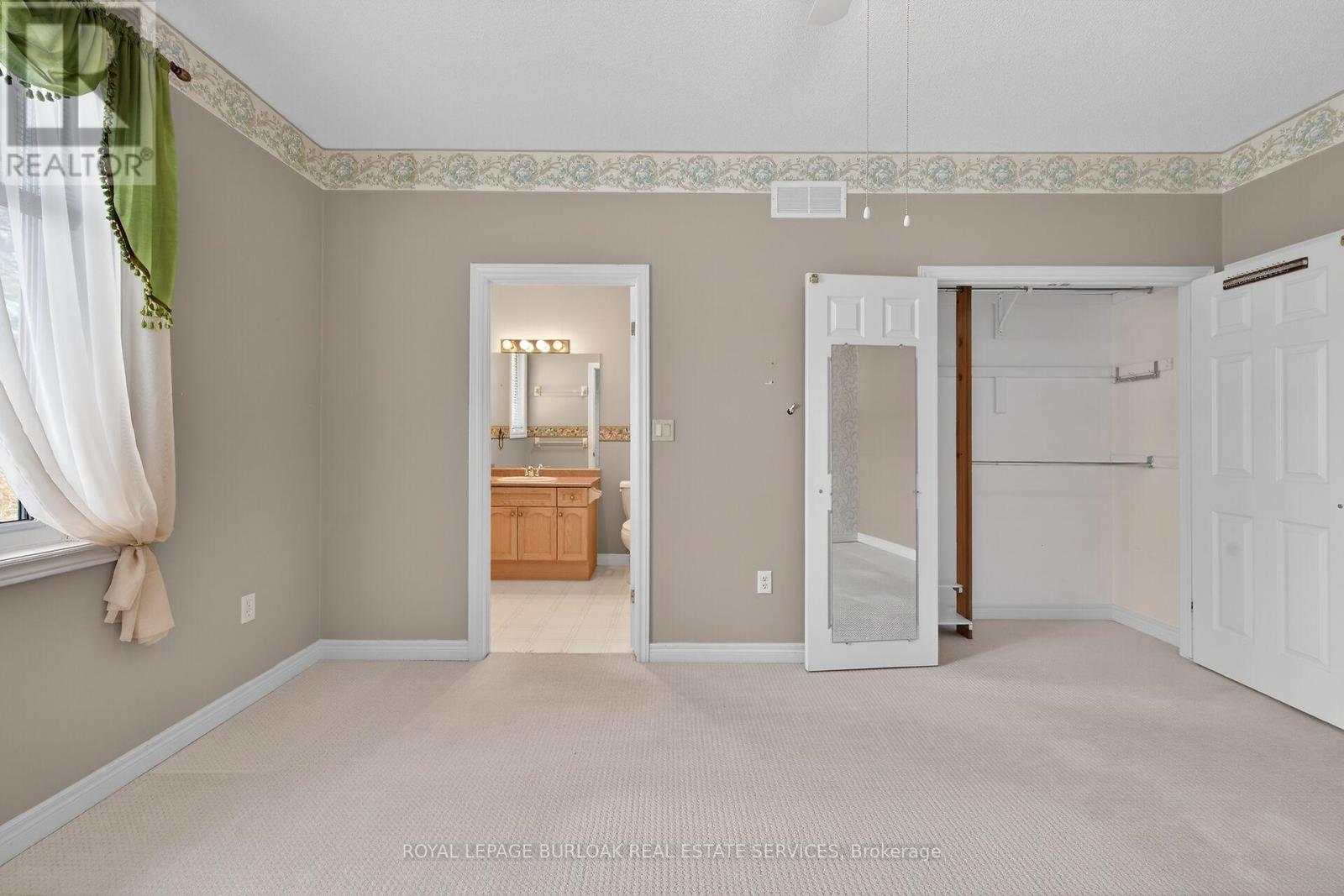 20 Twentyplace Boulevard, Hamilton, Ontario  L0R 1W0 - Photo 13 - X12823260