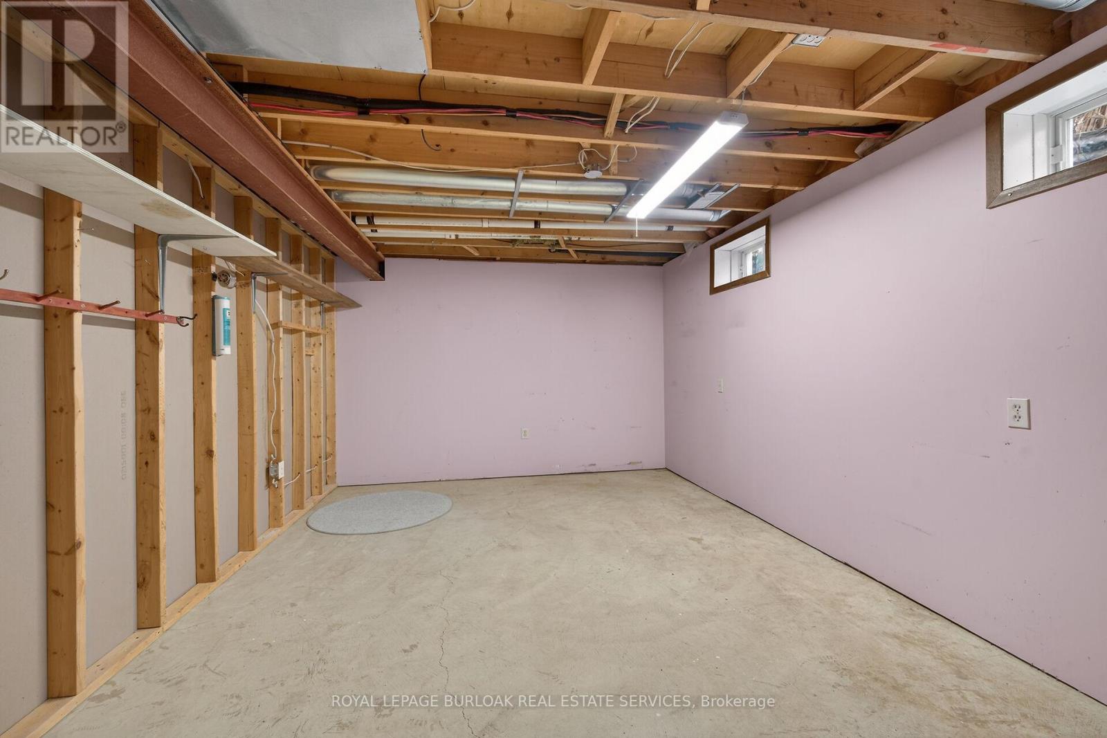 20 Twentyplace Boulevard, Hamilton, Ontario  L0R 1W0 - Photo 22 - X12823260