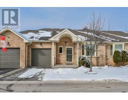 20 TWENTYPLACE BOULEVARD, Hamilton, Ontario