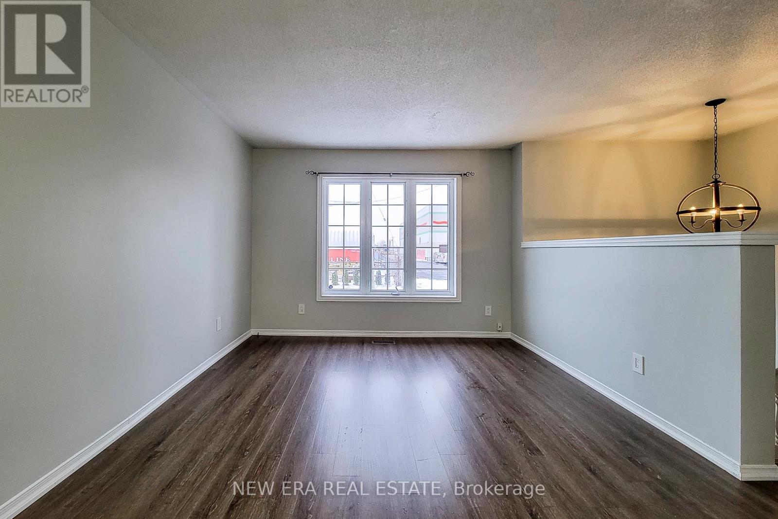 103 Vine Street, St. Catharines, Ontario  L2R 3Y3 - Photo 12 - X12823262