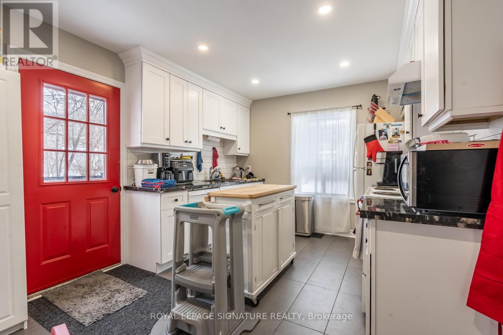 34 Bond Street S, Hamilton, Ontario  L9H 3H1 - Photo 10 - X12823270