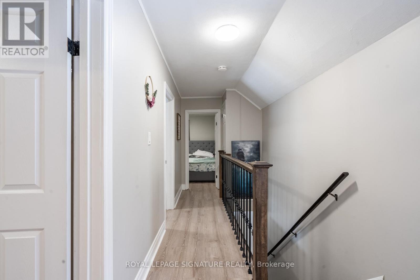 34 Bond Street S, Hamilton, Ontario  L9H 3H1 - Photo 13 - X12823270