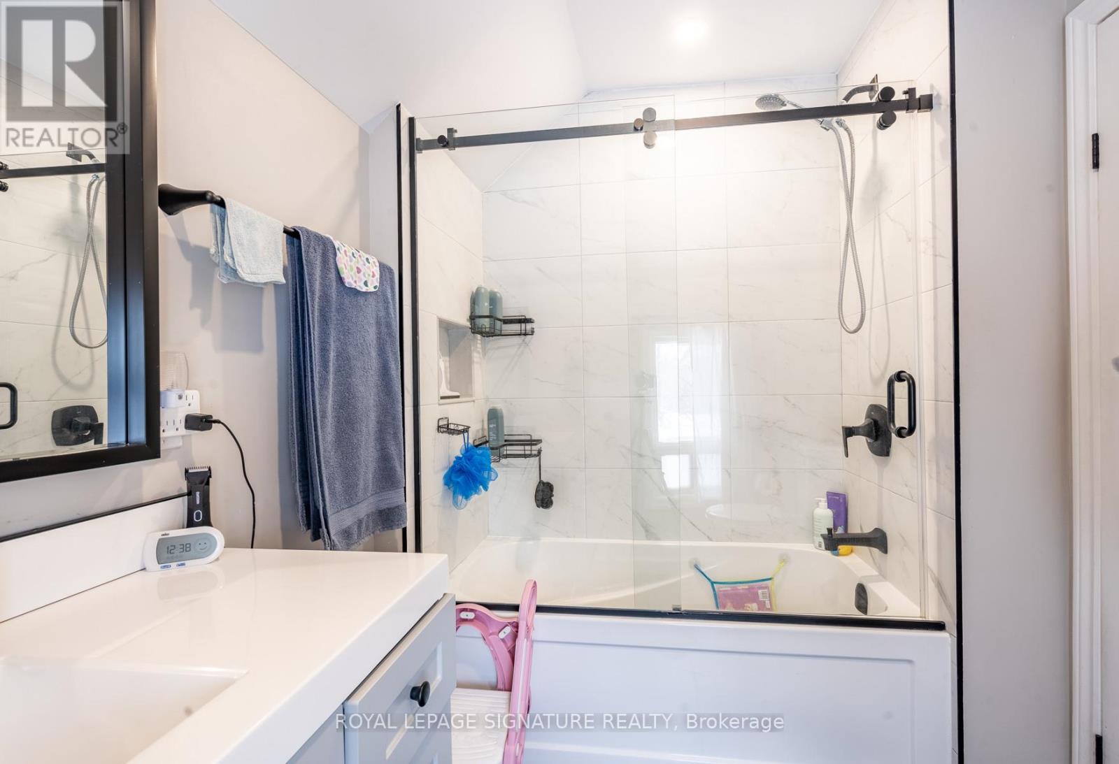 34 Bond Street S, Hamilton, Ontario  L9H 3H1 - Photo 15 - X12823270