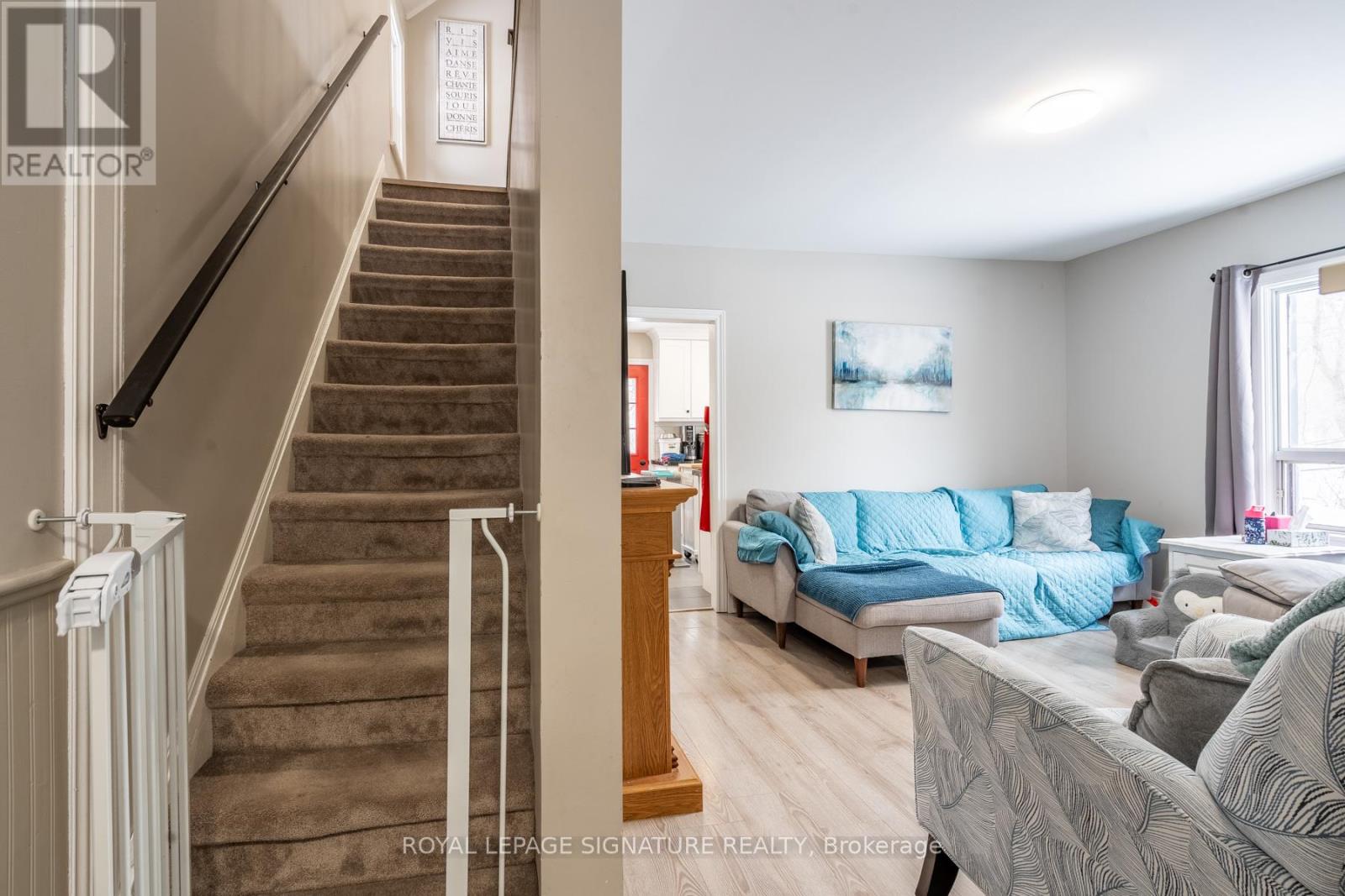 34 Bond Street S, Hamilton, Ontario  L9H 3H1 - Photo 4 - X12823270