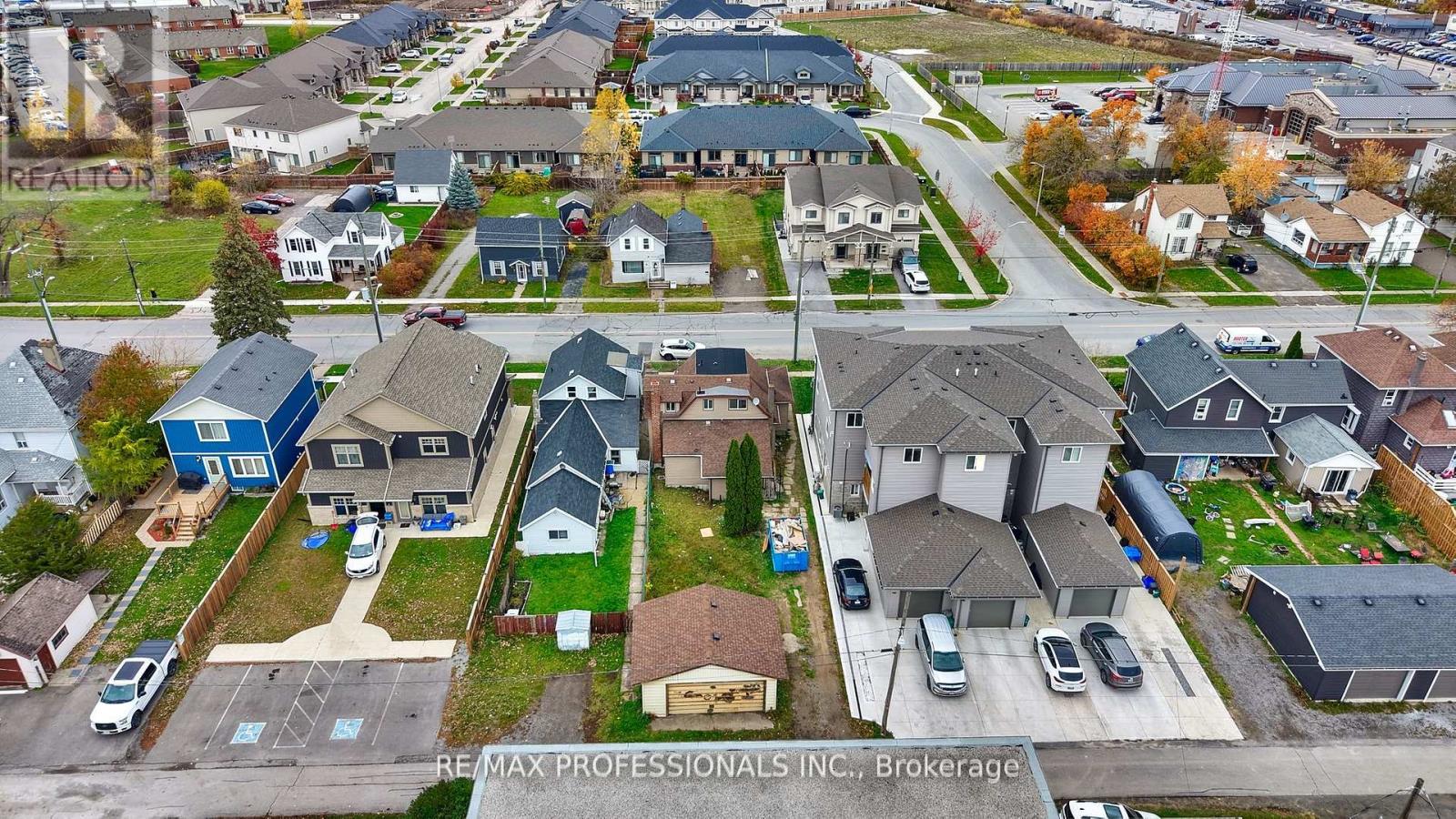 27 Oakdale Avenue, St. Catharines, Ontario  L2P 2B8 - Photo 33 - X12823282