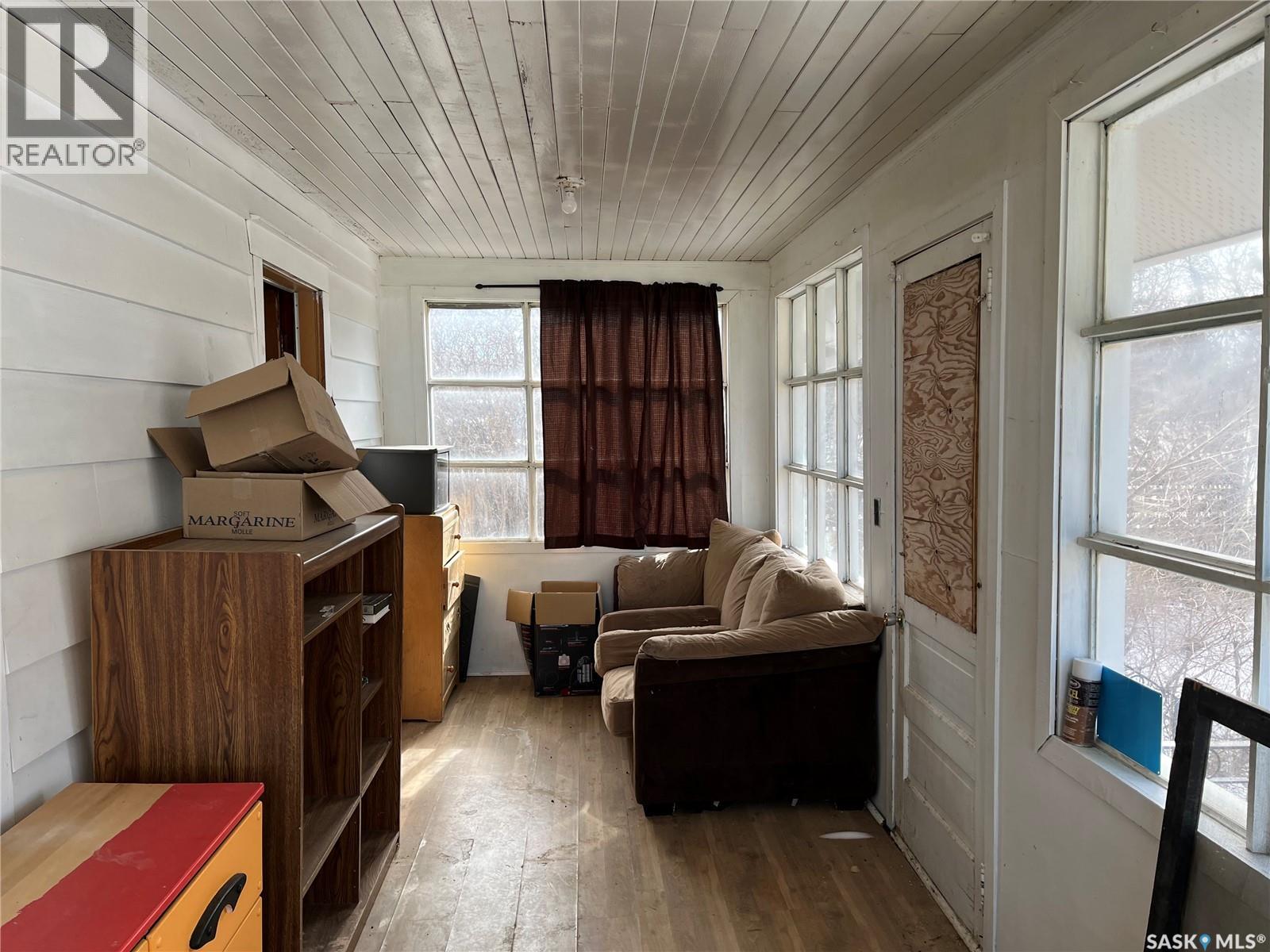 133 2nd Street E, Lafleche, Saskatchewan  S0H 2K0 - Photo 16 - SK029246