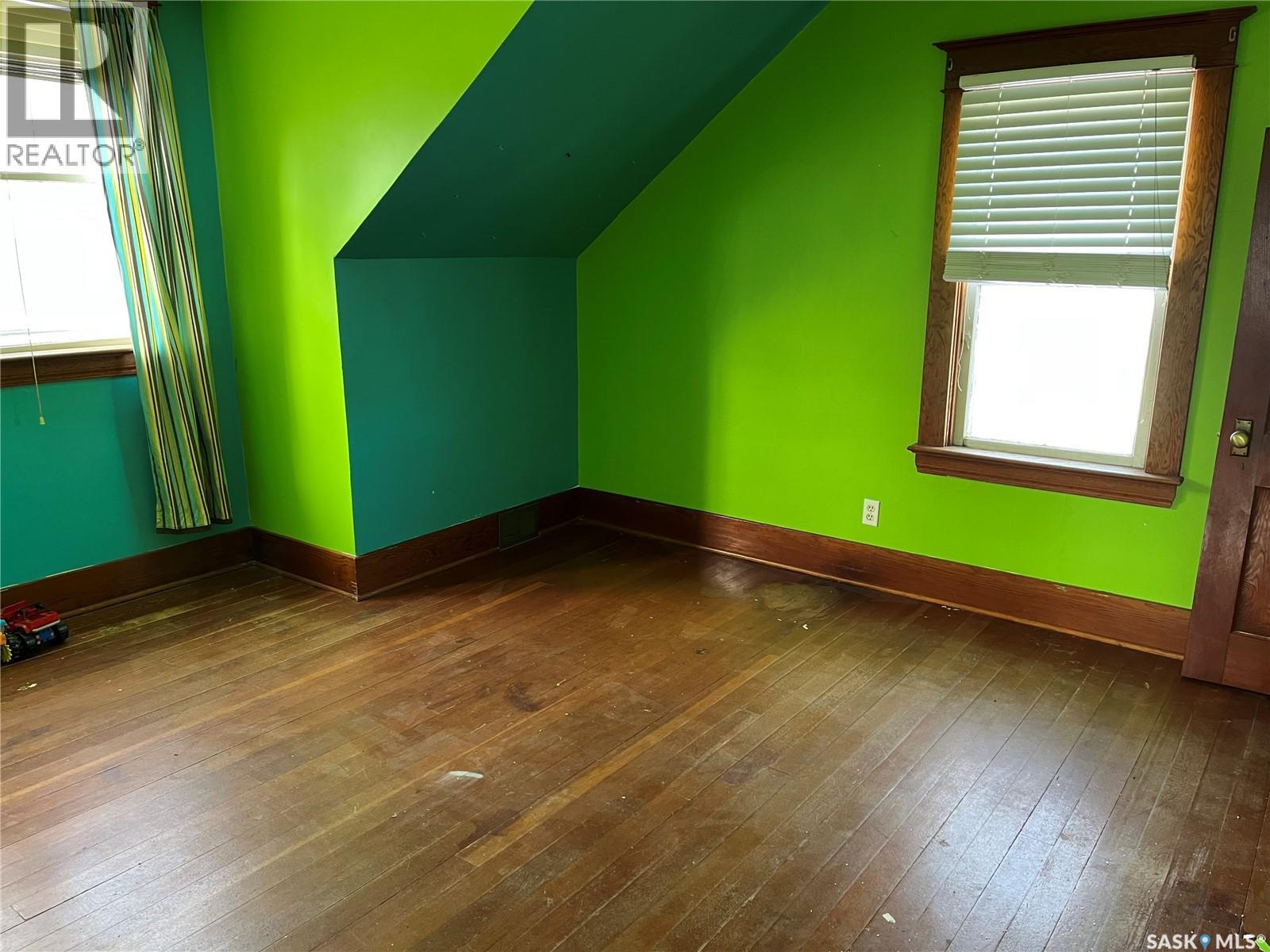 133 2nd Street E, Lafleche, Saskatchewan  S0H 2K0 - Photo 19 - SK029246