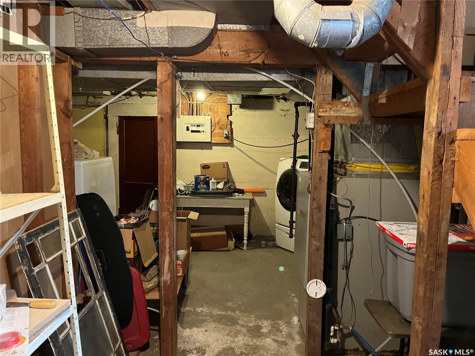 133 2nd Street E, Lafleche, Saskatchewan  S0H 2K0 - Photo 30 - SK029246