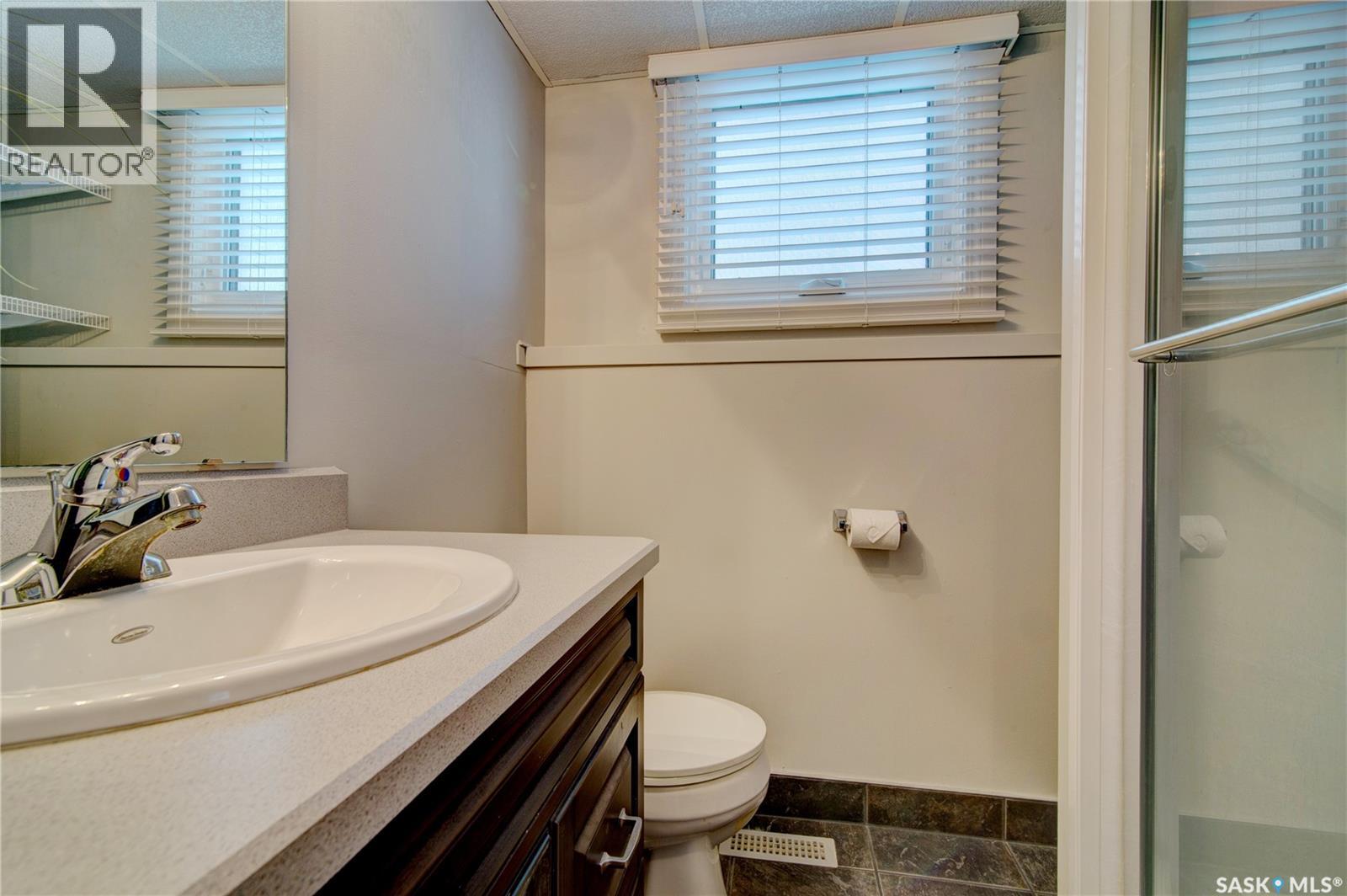 16 Bannister Avenue, Regina, Saskatchewan  S4R 5K9 - Photo 21 - SK029151