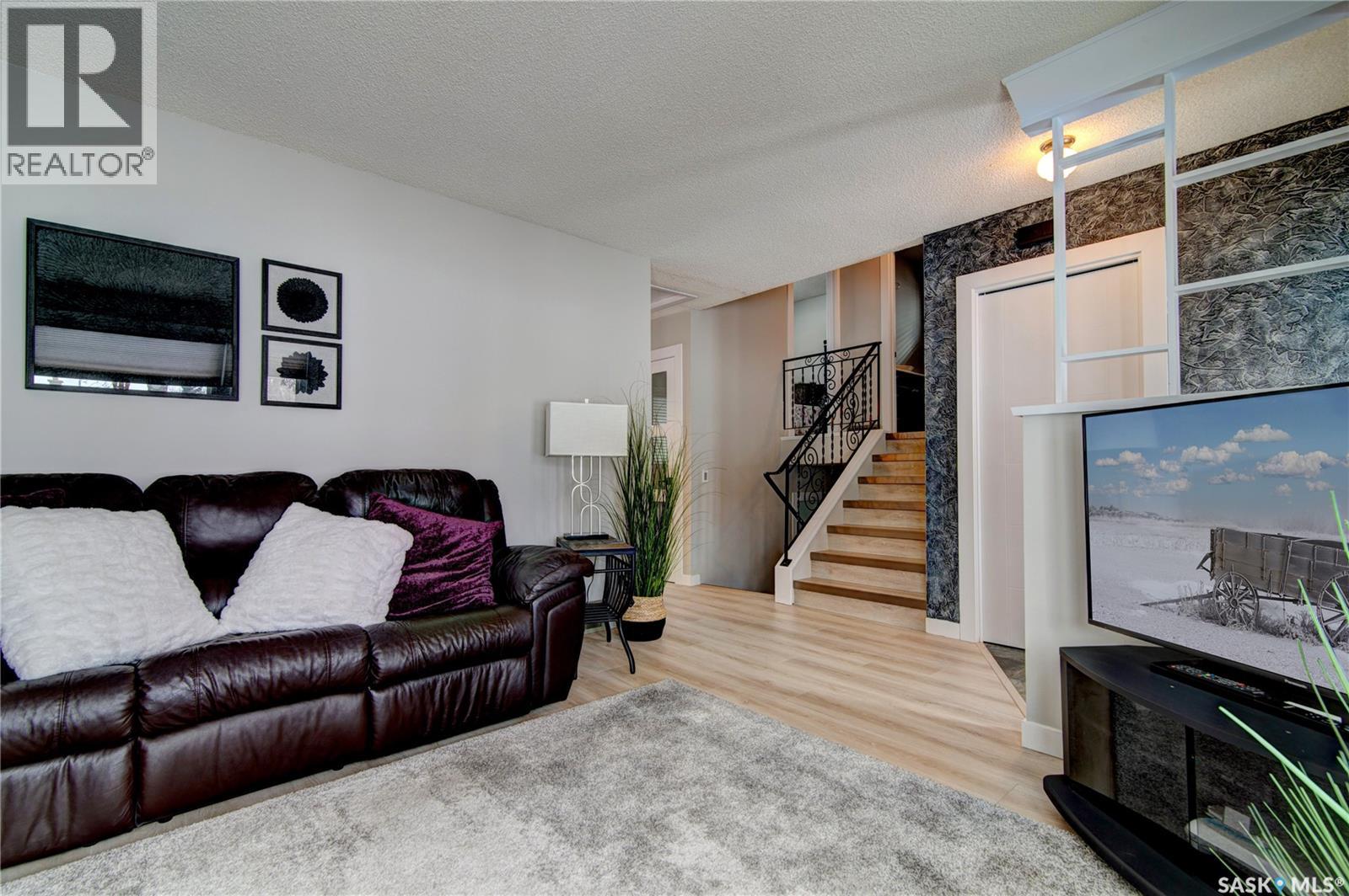 16 Bannister Avenue, Regina, Saskatchewan  S4R 5K9 - Photo 7 - SK029151