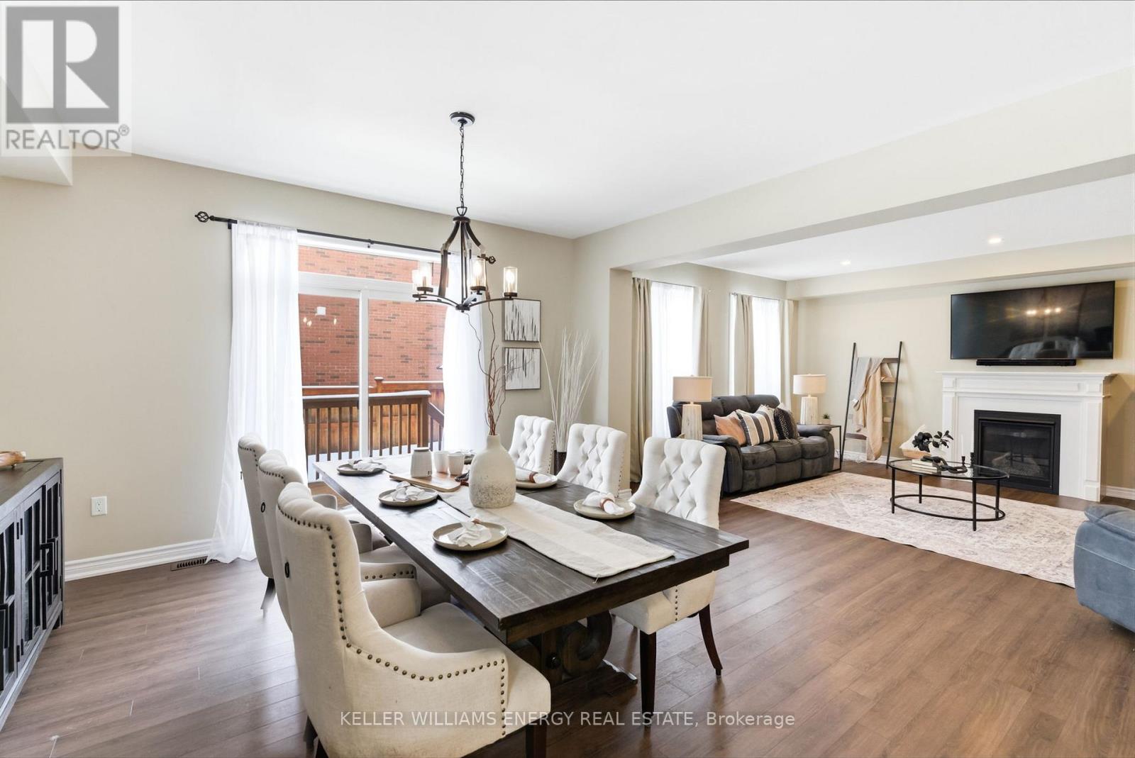 219 Crombie Street, Clarington, Ontario  L1C 0T8 - Photo 11 - E12823514