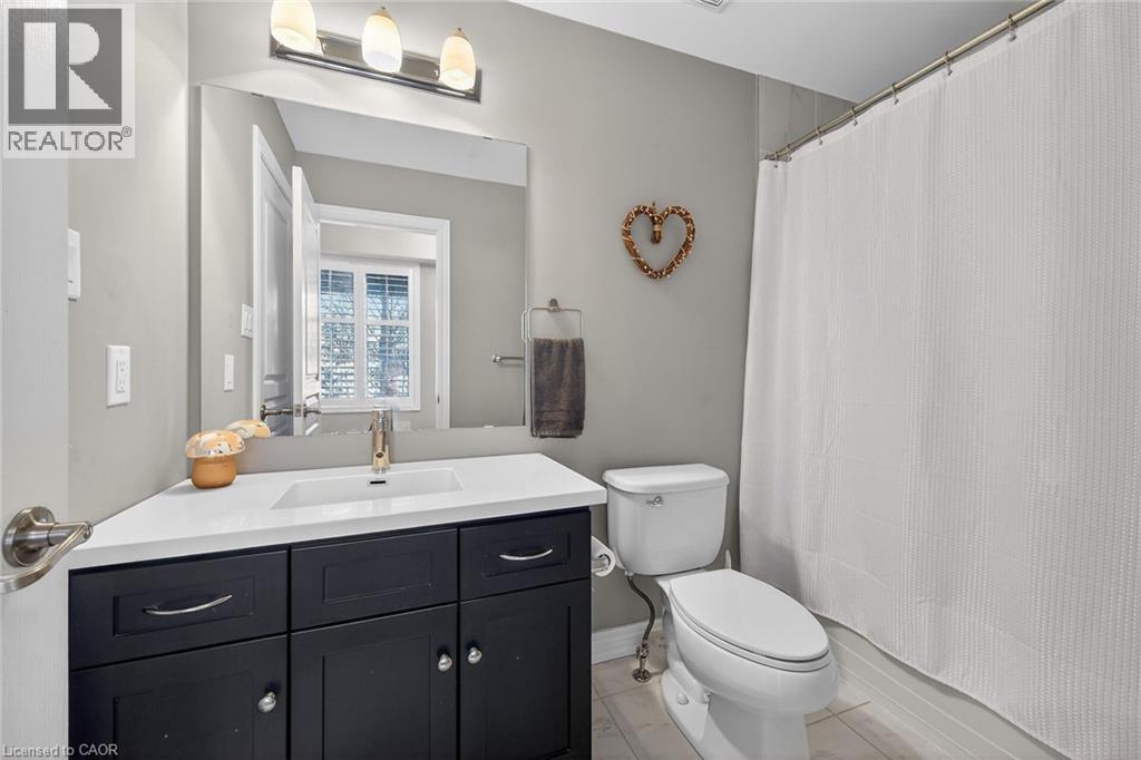 257 Parkside Drive Unit# 17, Waterdown, Ontario  L8B 0W5 - Photo 12 - 40807446