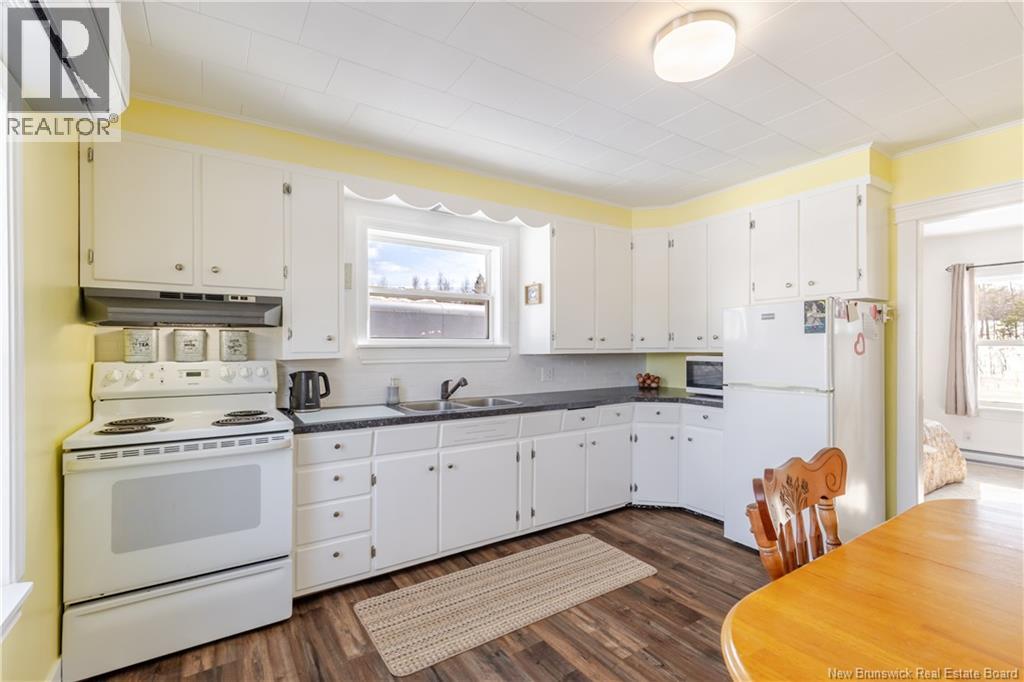 2579 Route 3, Harvey, New Brunswick  E6K 1R5 - Photo 9 - NB132152