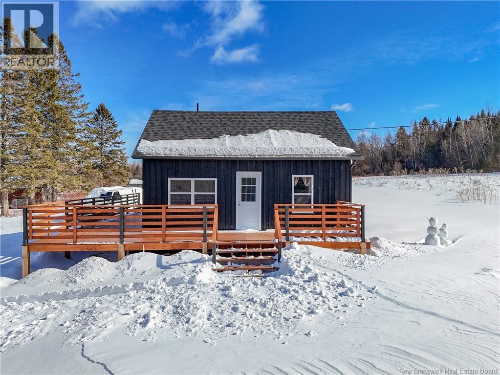 <h3>$218,000</h3><p>2579 Route 3, Harvey, New Brunswick</p>