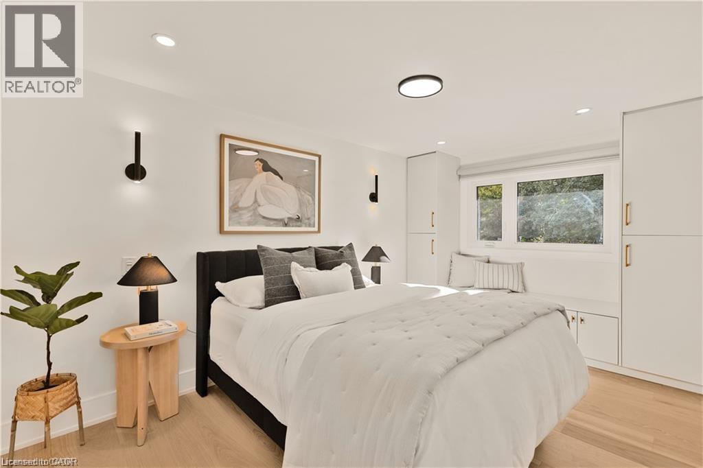 257 Strathcona Drive, Burlington, Ontario  L7L 2C9 - Photo 23 - 40796710