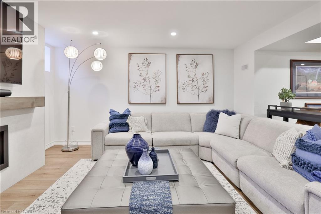 565 Harmony Avenue, Burlington, Ontario  L7N 3S7 - Photo 29 - 40802526