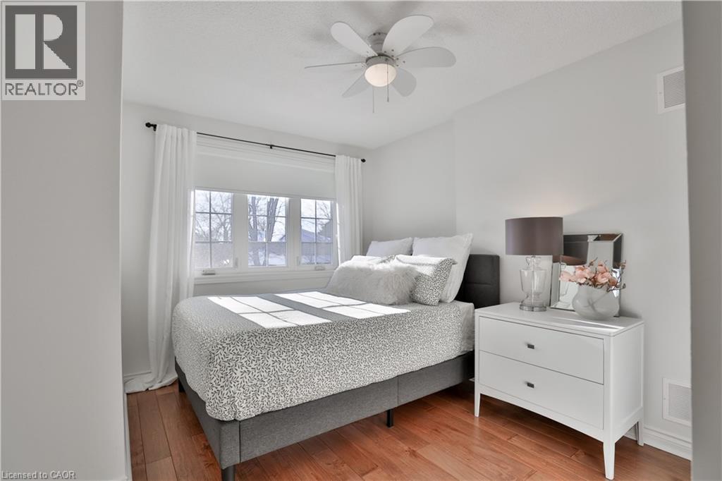 565 Harmony Avenue, Burlington, Ontario  L7N 3S7 - Photo 24 - 40802526