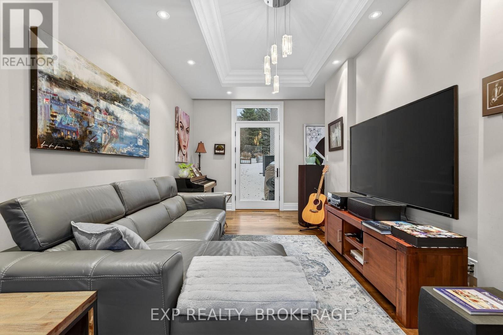 250 Main Street, Kingston, Ontario  K7K 6W4 - Photo 9 - X12823540