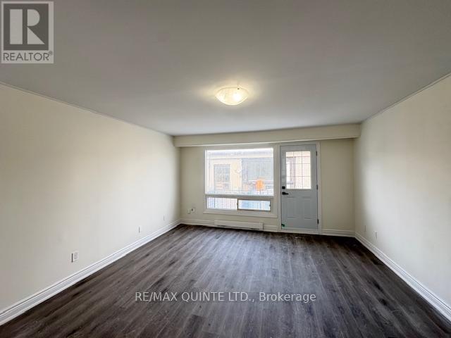 5 - 172 Queen Street, Quinte West (Trenton Ward), Ontario  K8V 4Y6 - Photo 9 - X12823594