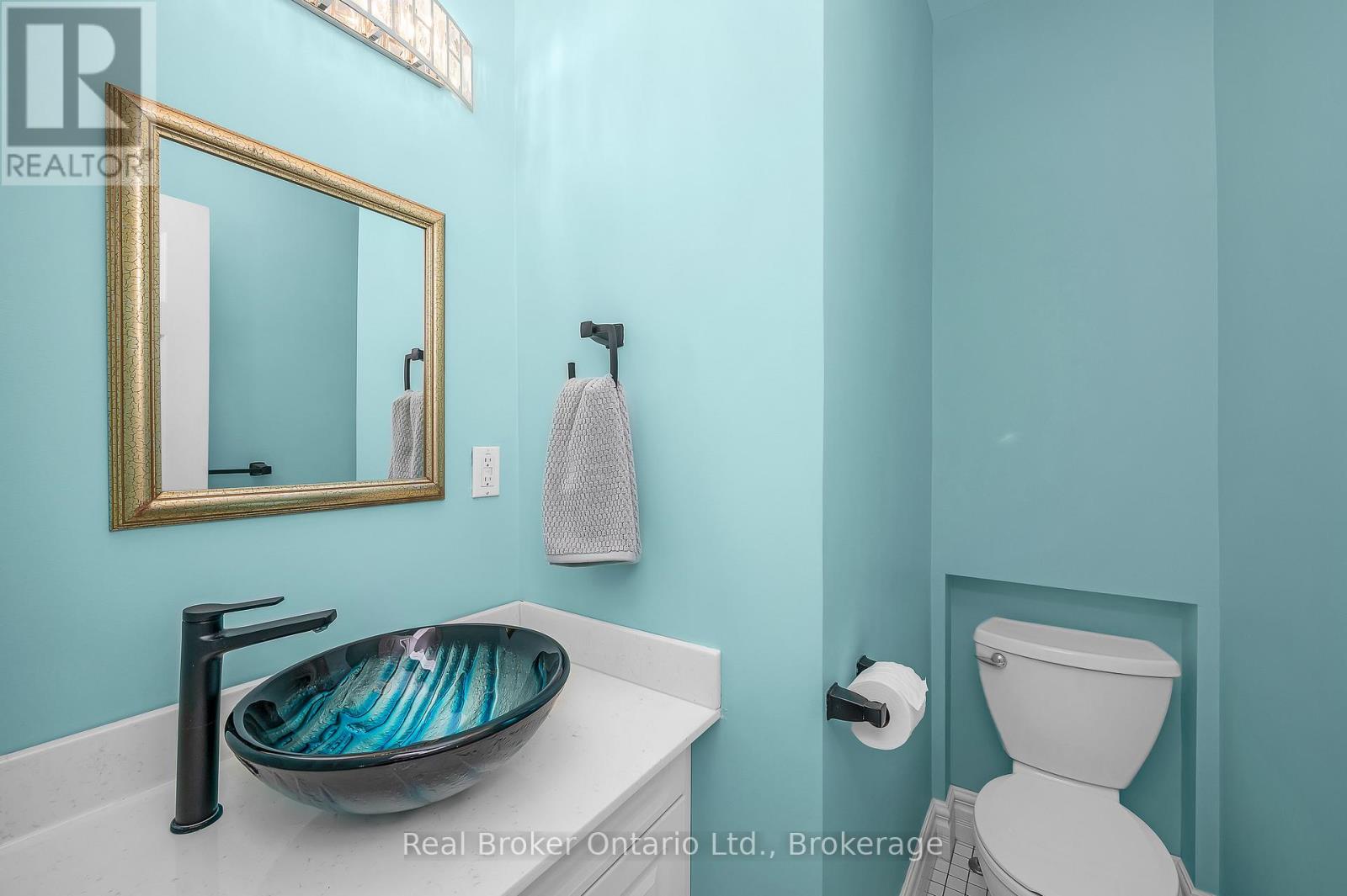 15 Maple Avenue, Hamilton, Ontario  L8G 2P1 - Photo 7 - X12823506