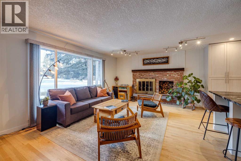 74 Redwood Meadows Drive, Rural Rocky View County, Alberta  T3Z 1A3 - Photo 8 - A2280094