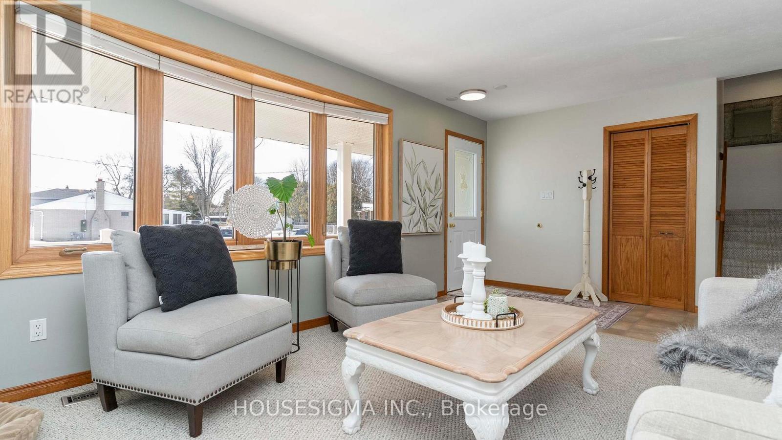 78 Peter Street, Central Elgin, Ontario  N5R 5A8 - Photo 11 - X12823398