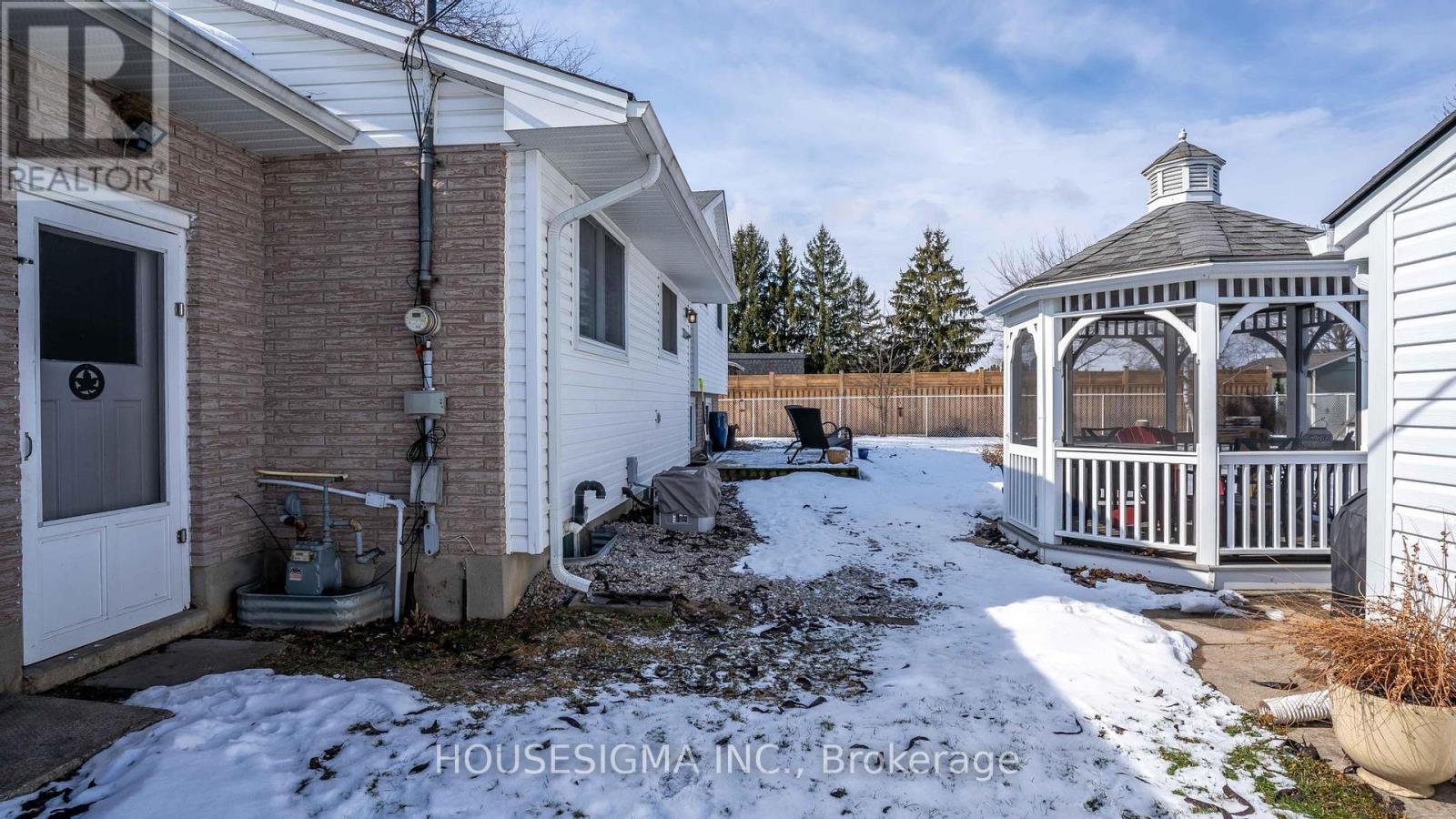 78 Peter Street, Central Elgin, Ontario  N5R 5A8 - Photo 47 - X12823398