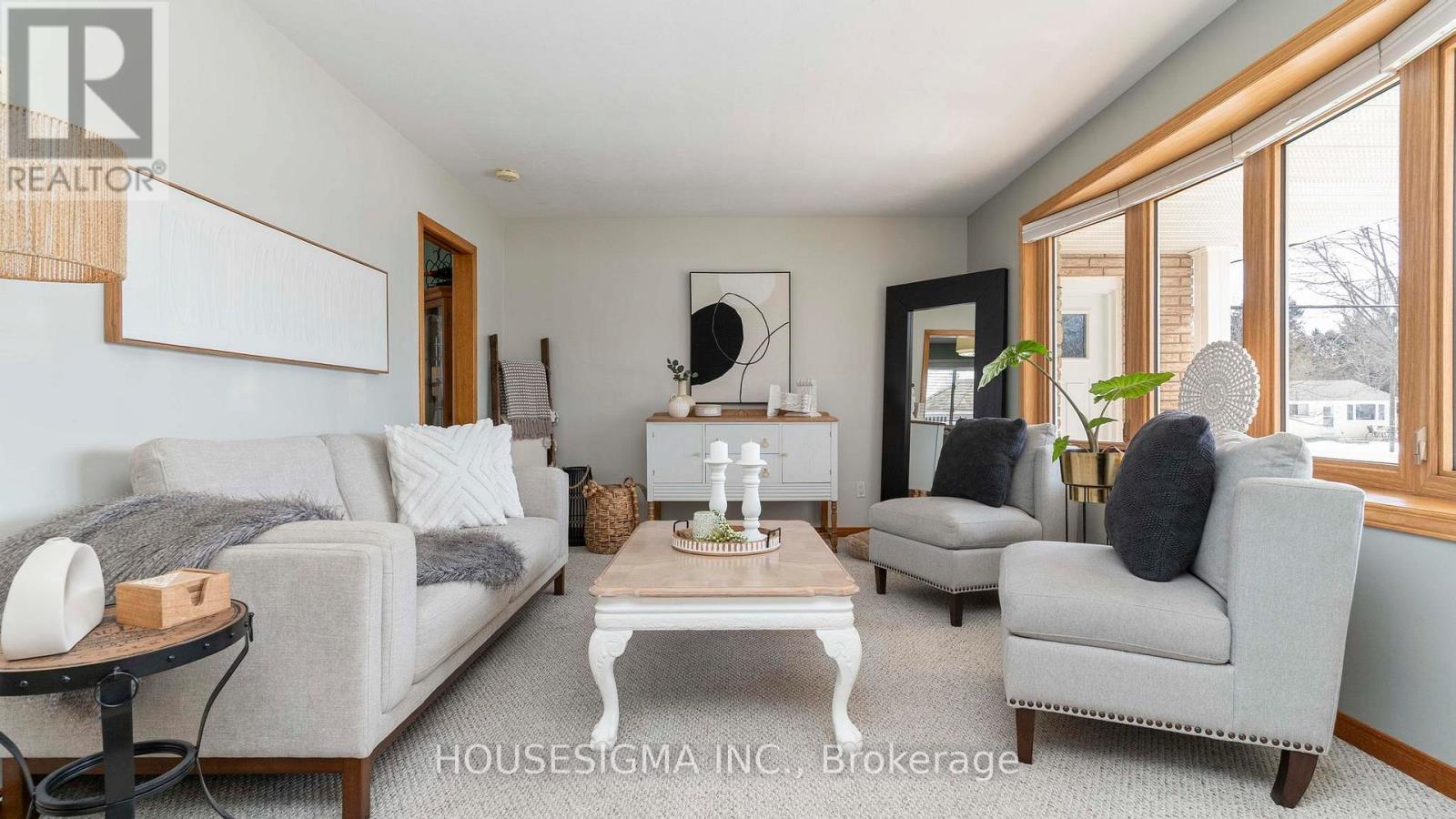 78 Peter Street, Central Elgin, Ontario  N5R 5A8 - Photo 9 - X12823398