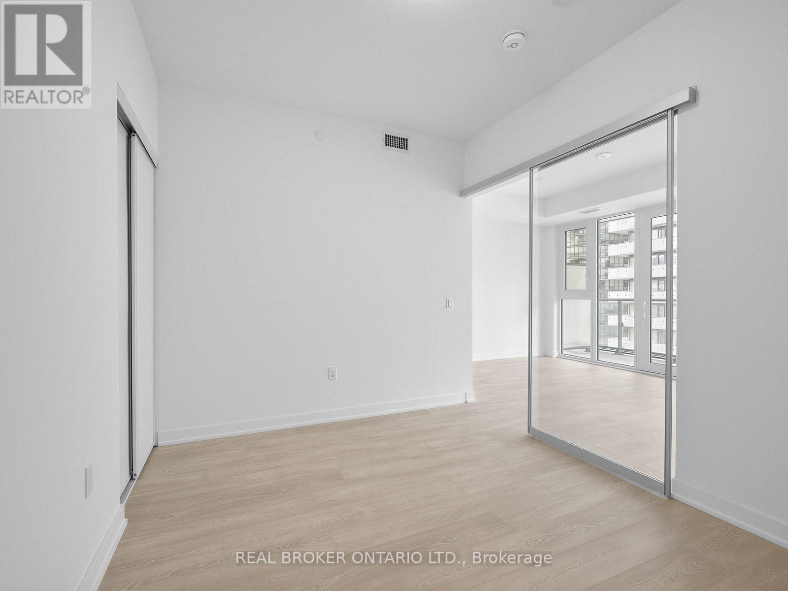 1502 - 634 Church Street, Toronto (Church-Yonge Corridor), Ontario  M4Y 2G3 - Photo 4 - C12823026