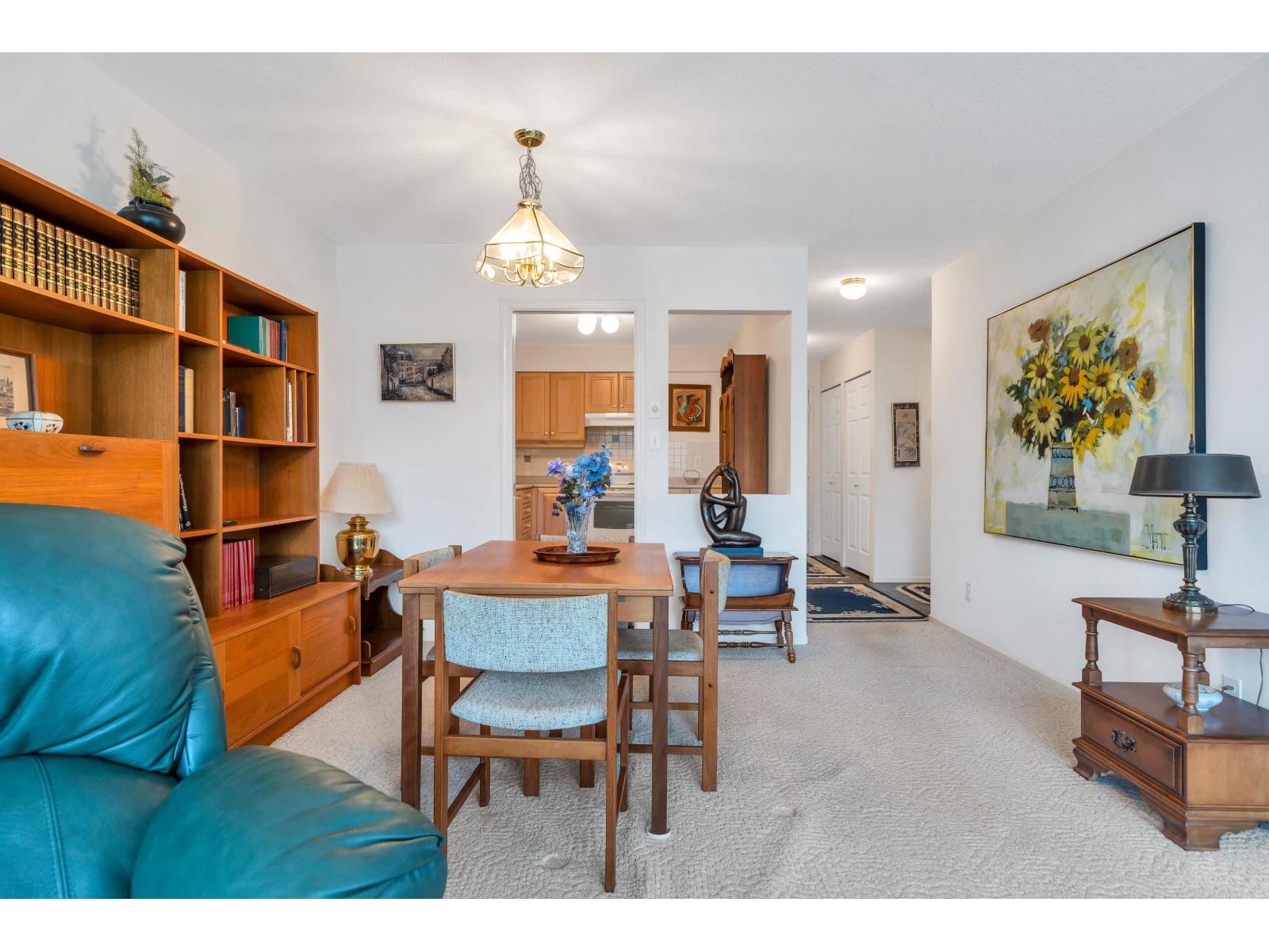 306 15030 101 Avenue, Surrey, British Columbia  V3R 0N3 - Photo 11 - R3088865