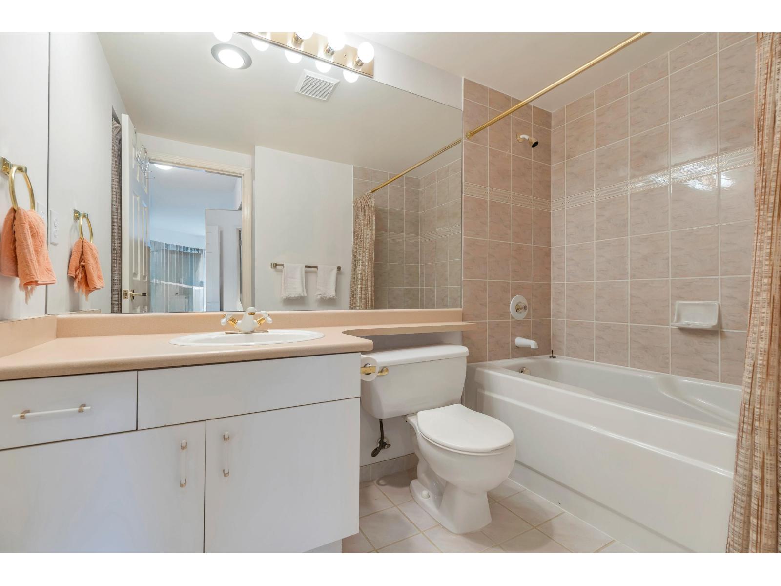 306 15030 101 Avenue, Surrey, British Columbia  V3R 0N3 - Photo 26 - R3088865