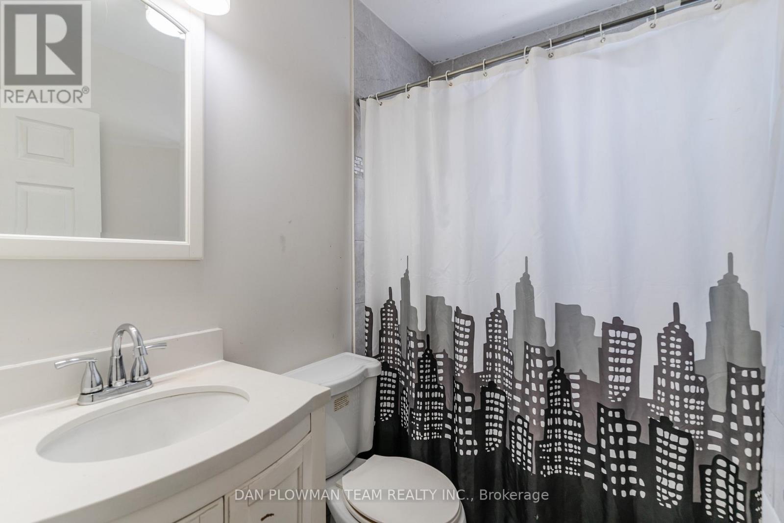 572 Montcalm Avenue, Oshawa, Ontario  L1J 2H1 - Photo 21 - E12823520