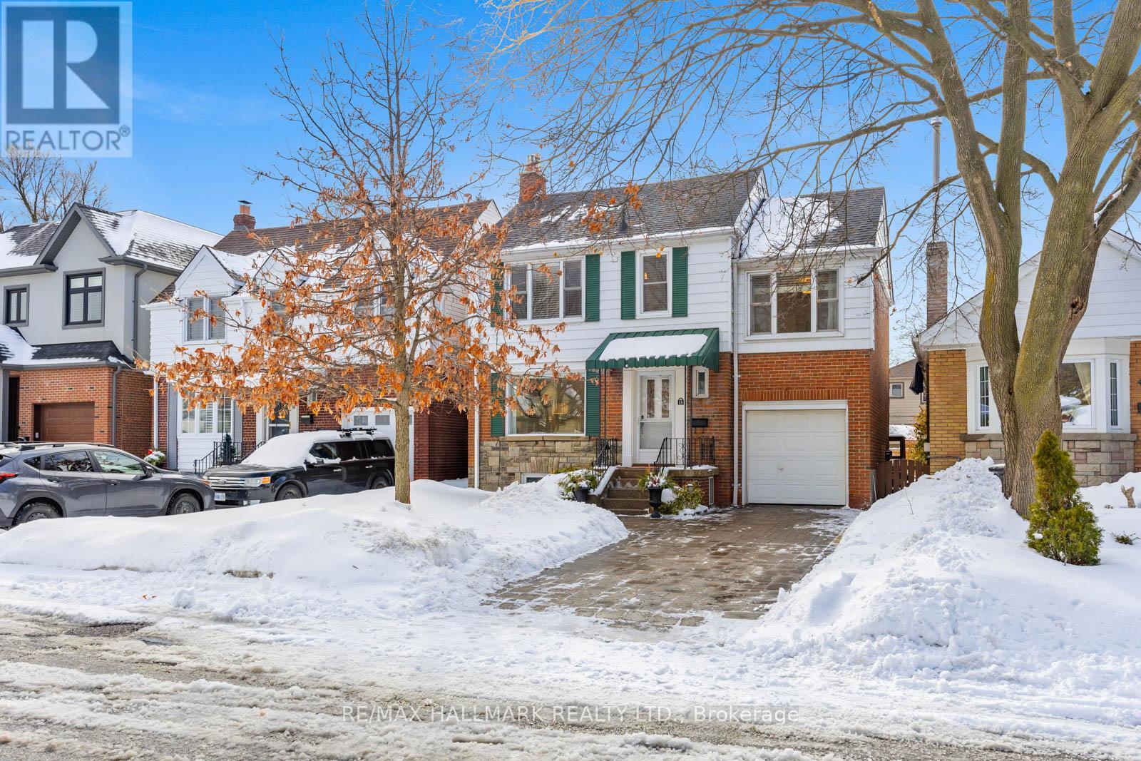 18 ELMVIEW DRIVE, Toronto, Ontario