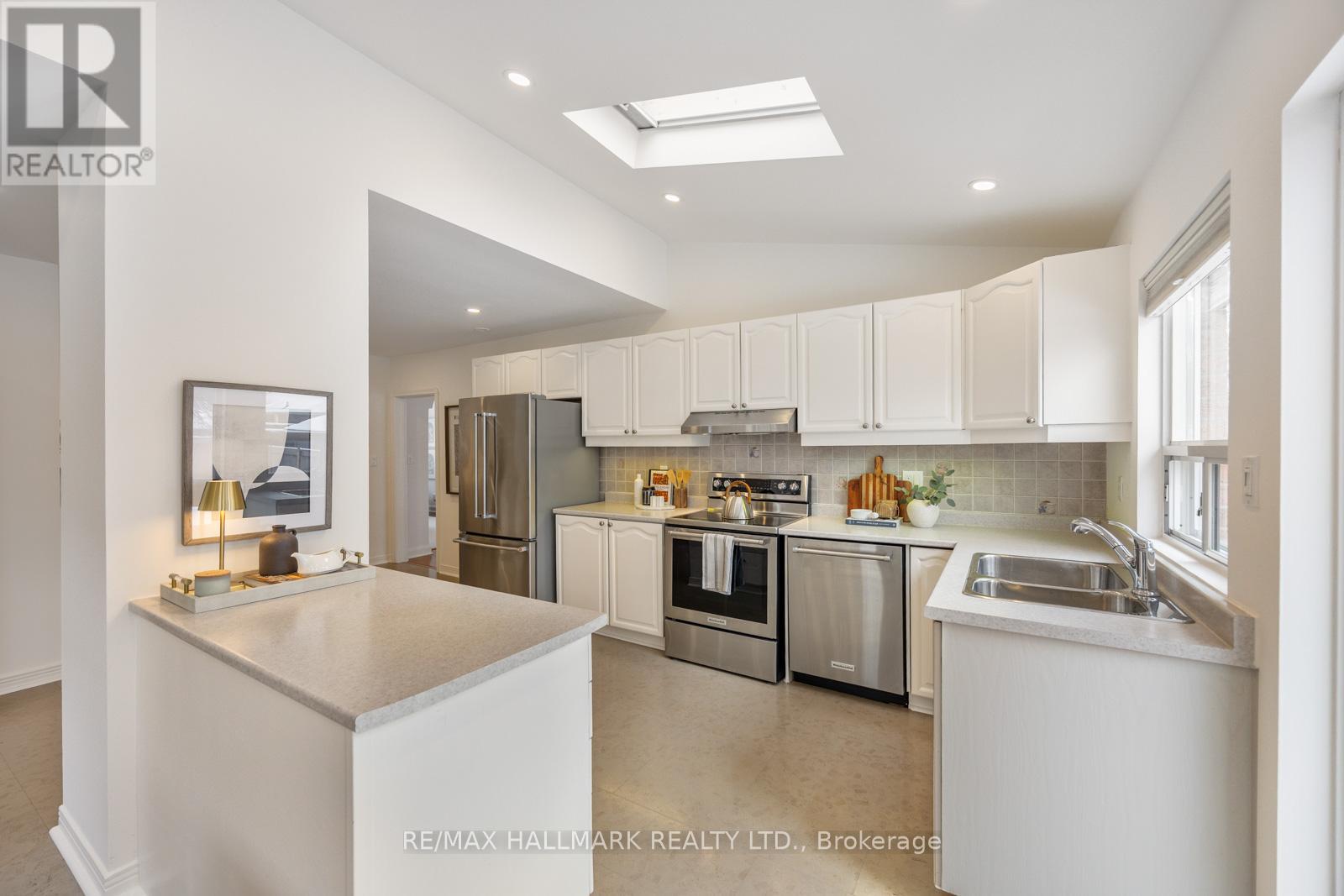 18 Elmview Drive, Toronto, Ontario  M1N 2W4 - Photo 20 - E12823550