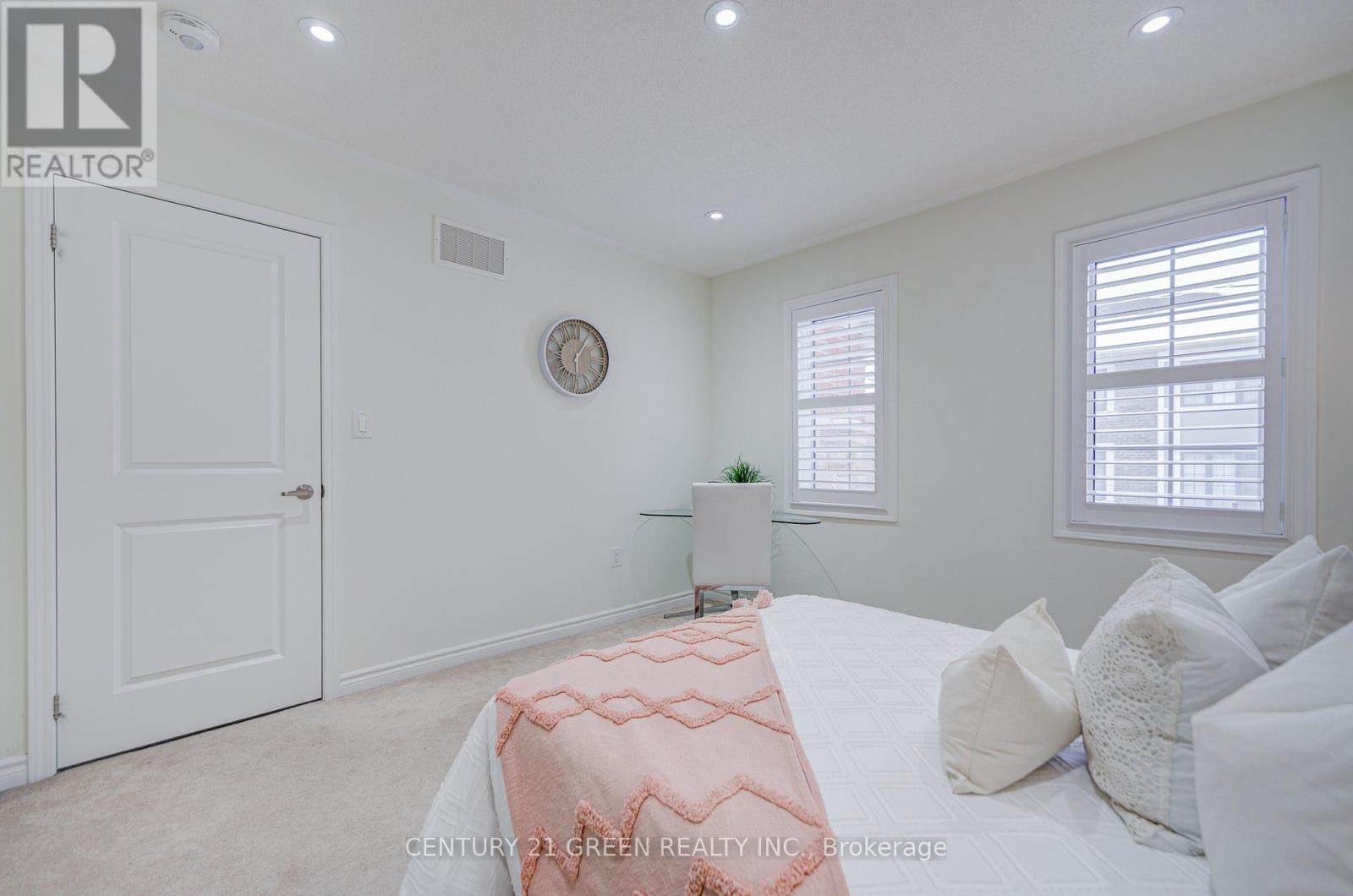 17 Windflower Way, Whitby, Ontario  L1P 0H9 - Photo 37 - E12823566