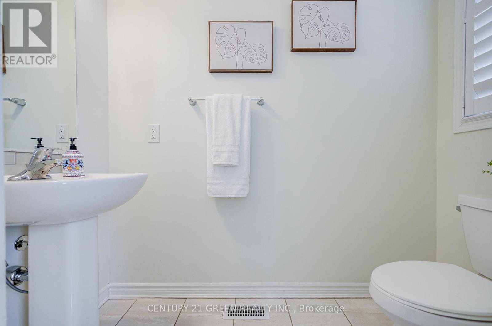 17 Windflower Way, Whitby, Ontario  L1P 0H9 - Photo 8 - E12823566