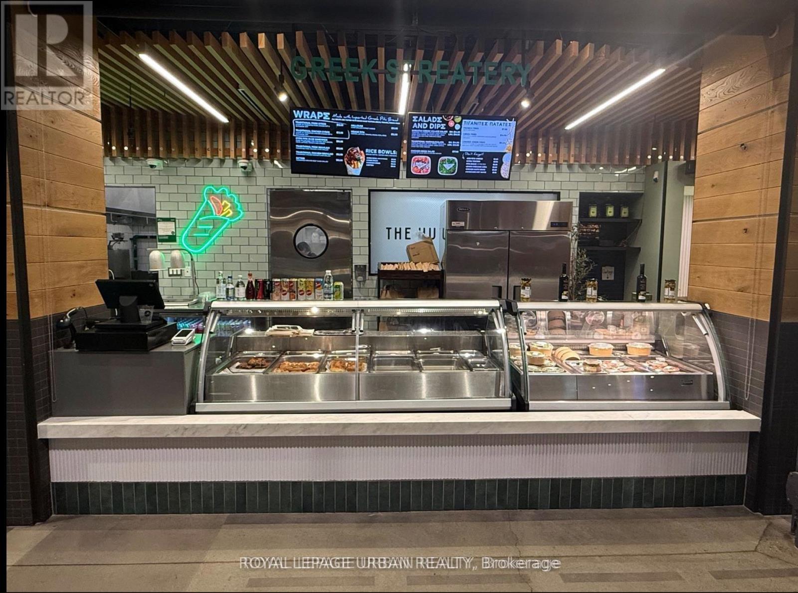 17600 Yonge Street, Newmarket, Ontario L3Y 4Z1 - Photo 4 - N12823526