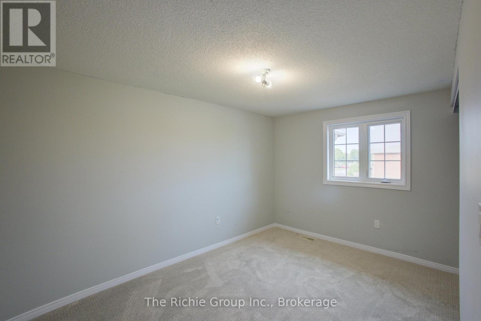 14 Tunbridge Road, Barrie, Ontario  L4M 6S8 - Photo 26 - S12823578