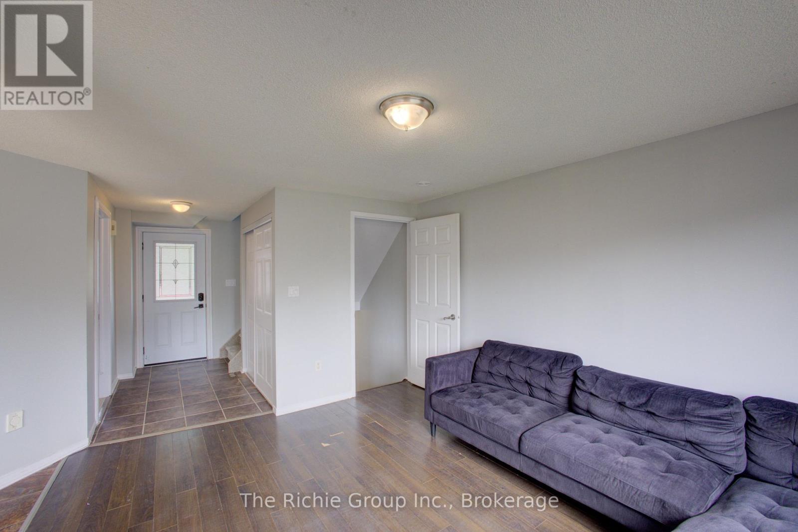 14 Tunbridge Road, Barrie, Ontario  L4M 6S8 - Photo 9 - S12823578