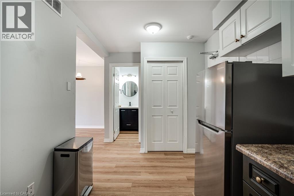 28 Victoria Avenue N Unit# 314, Hamilton, Ontario  L8L 5E1 - Photo 12 - 40807987