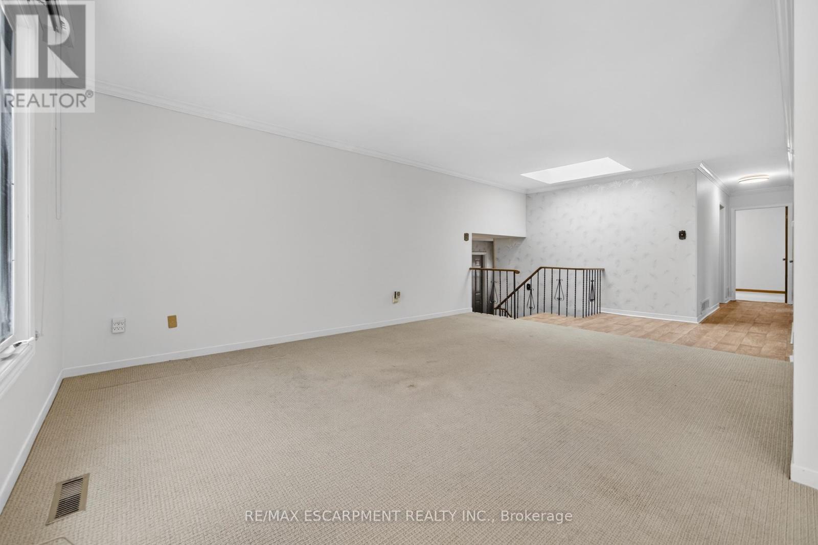 305 Pinegrove Road, Oakville, Ontario  L6K 3P8 - Photo 14 - W12823378