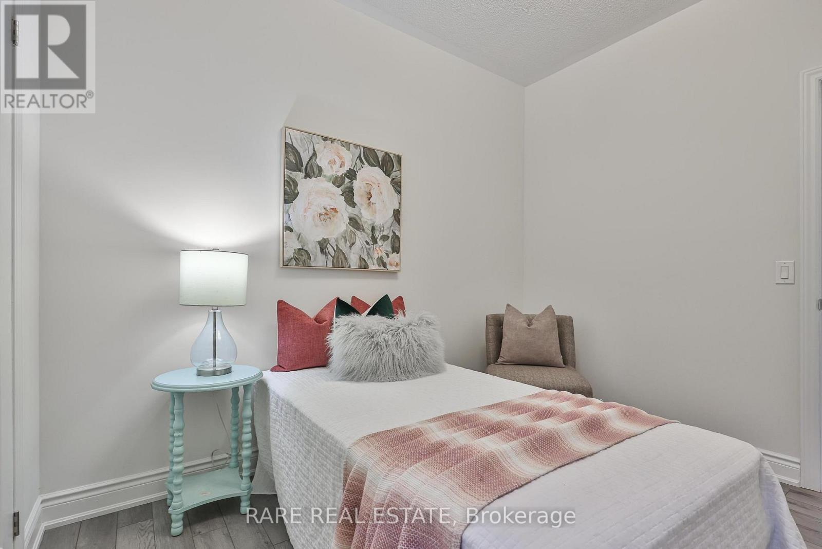 6 Tarmola Park Court, Toronto (Humber Summit), Ontario  M9L 0A6 - Photo 30 - W12823382