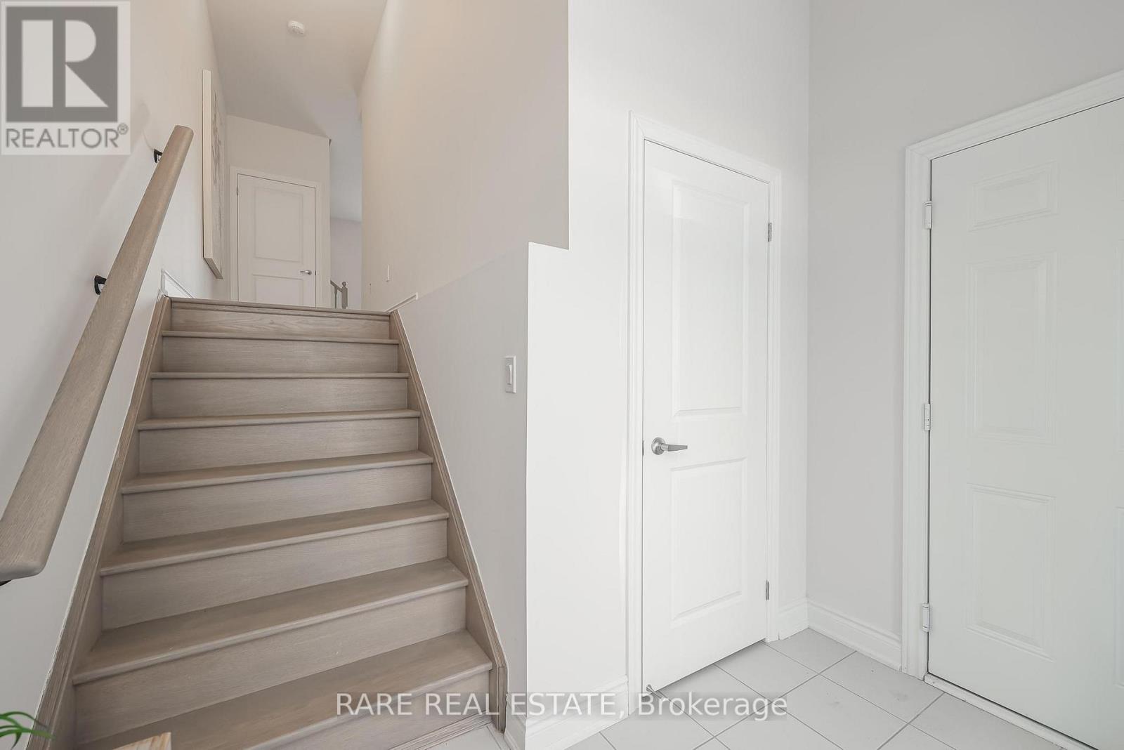 6 Tarmola Park Court, Toronto (Humber Summit), Ontario  M9L 0A6 - Photo 43 - W12823382